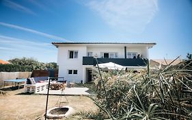 Alma Libre Yoga & Surf House